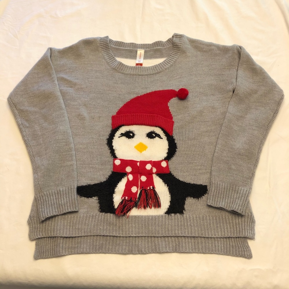 No boundaries Christmas sweater.